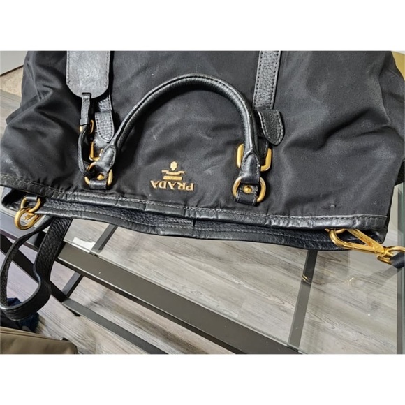 This authentic Prada Tessuto & Vitello Daino Nylon Shopping Tote Bag Black is in - Picture 10 of 12